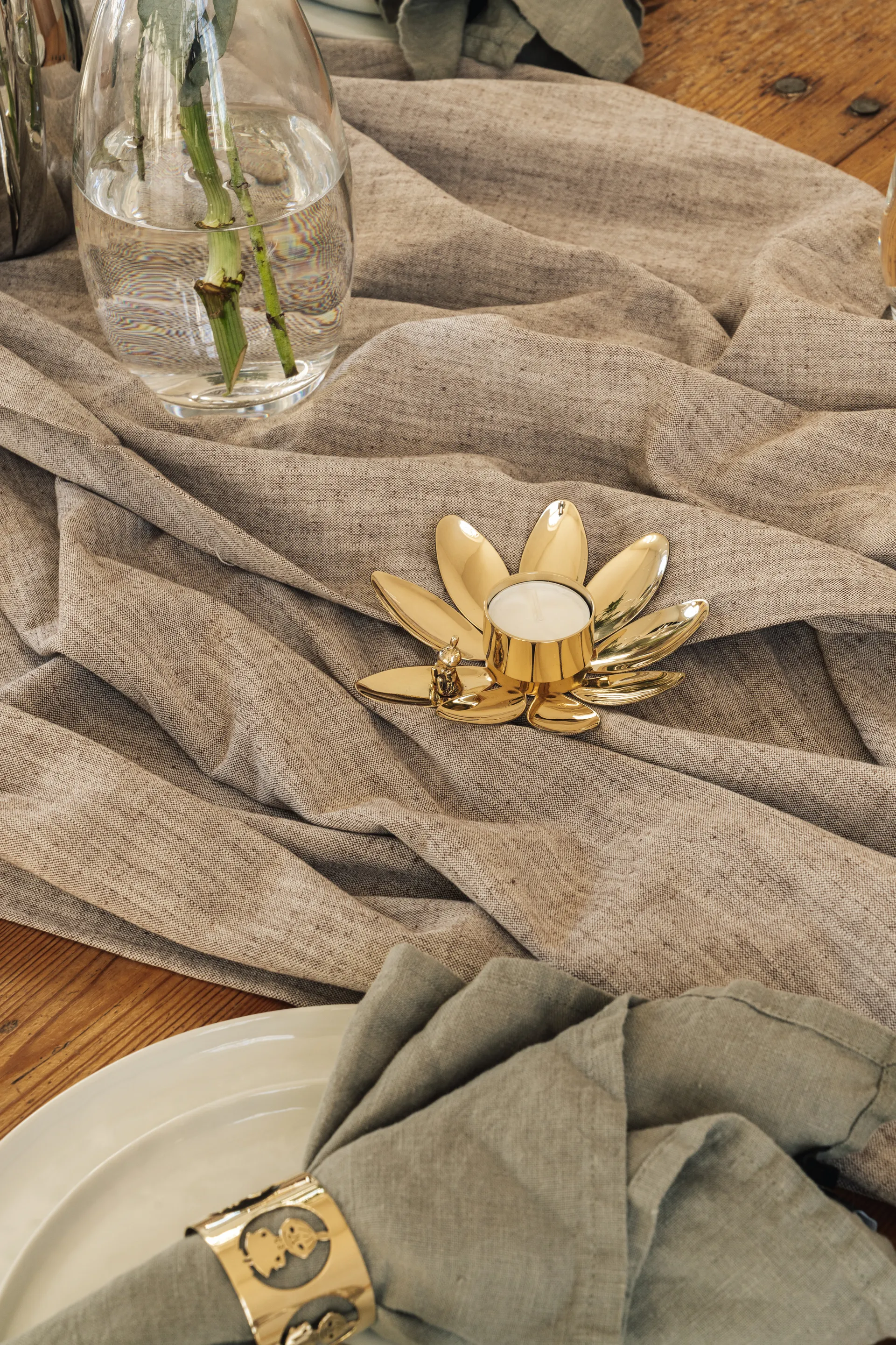 Hilke X Mumin Little My candle holder, Brass Hilke Collection