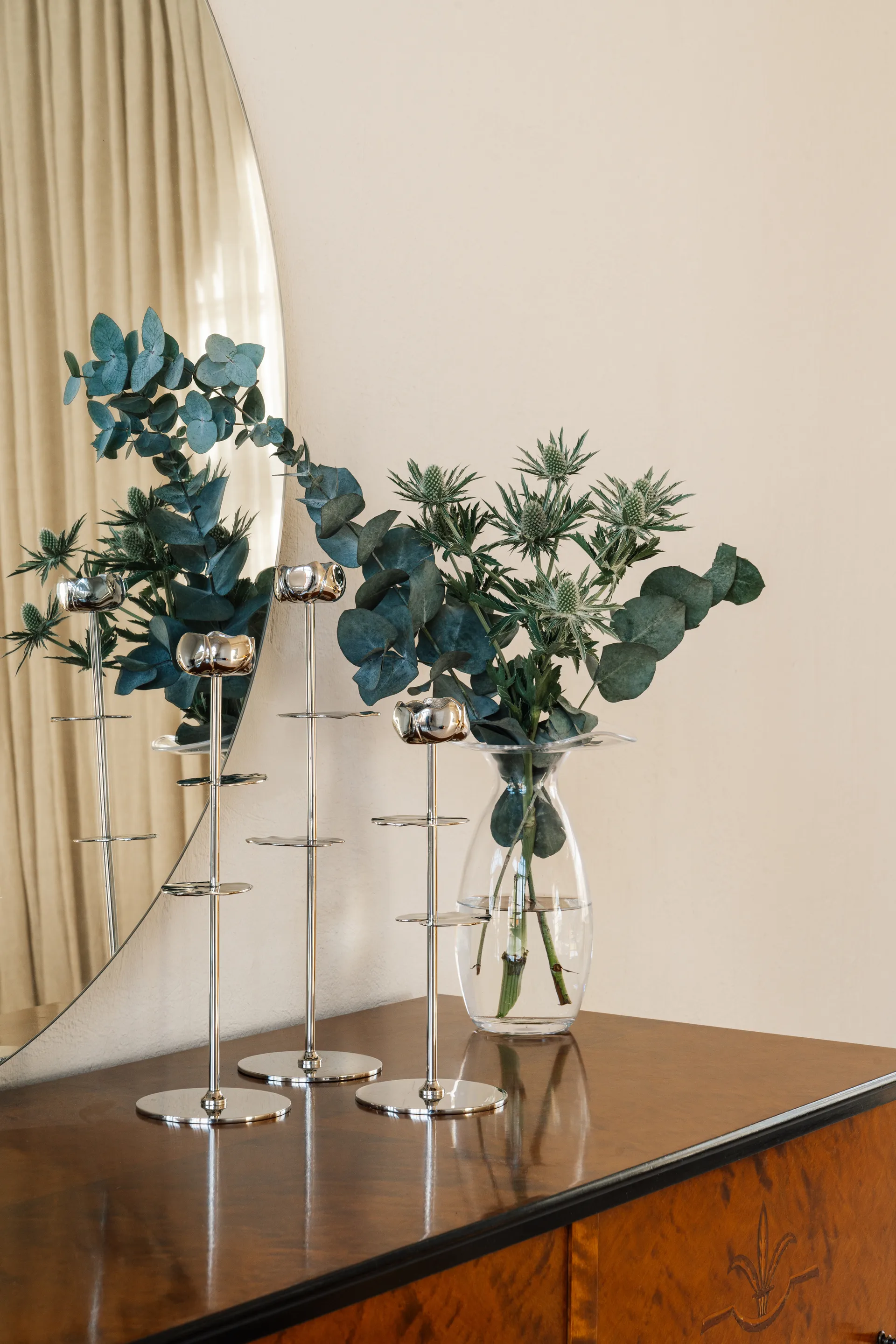 Ninfea Alta candlestick 35 cm, Nickel-plated brass Hilke Collection