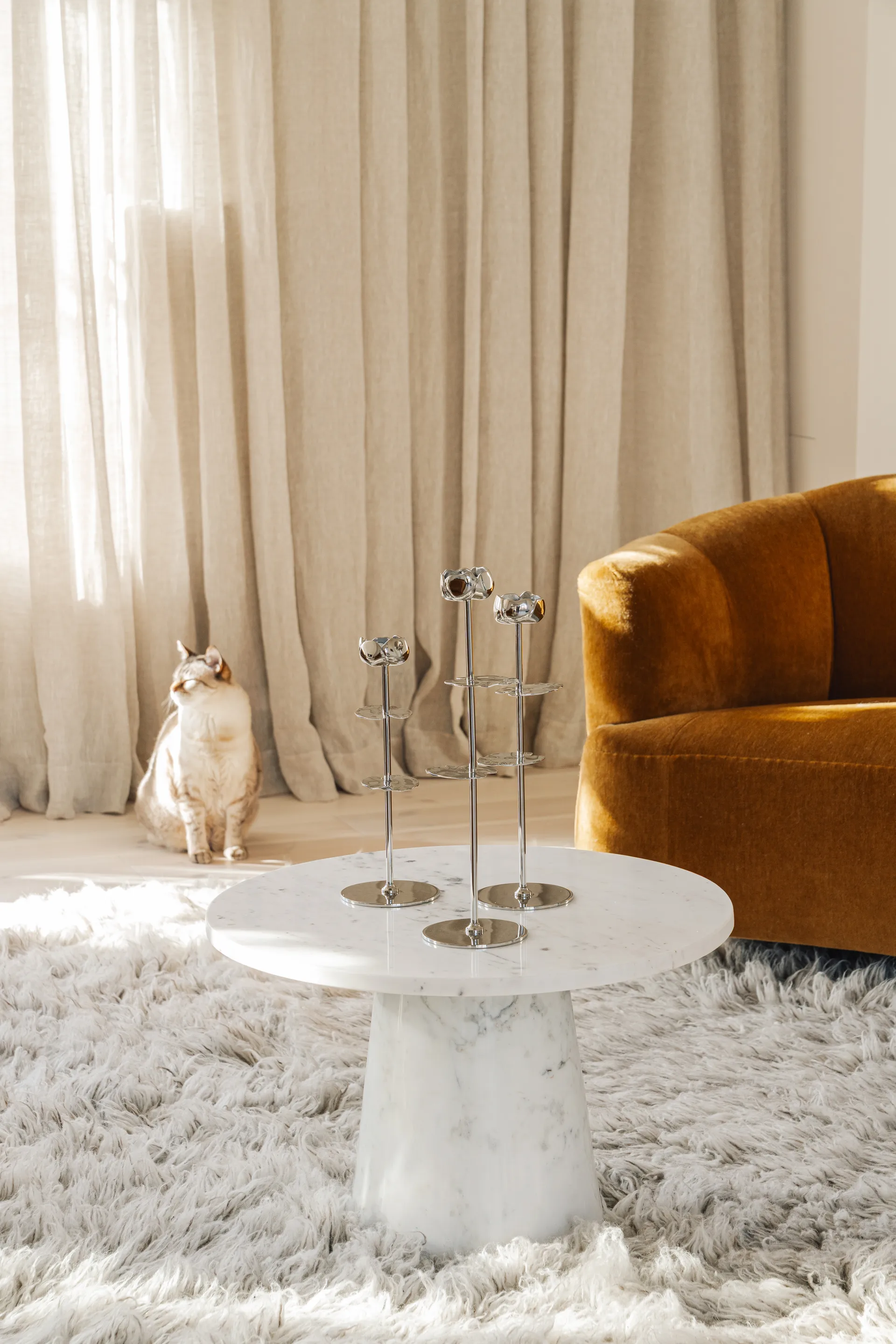 Ninfea Alta candlestick 35 cm, Nickel-plated brass Hilke Collection