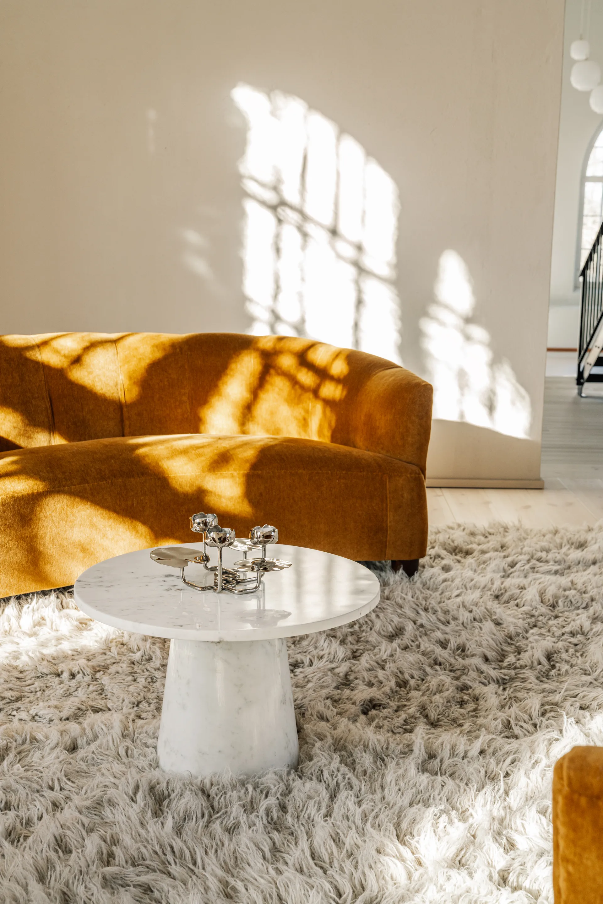 Ninfea grande candlestick, Nickel-plated brass Hilke Collection