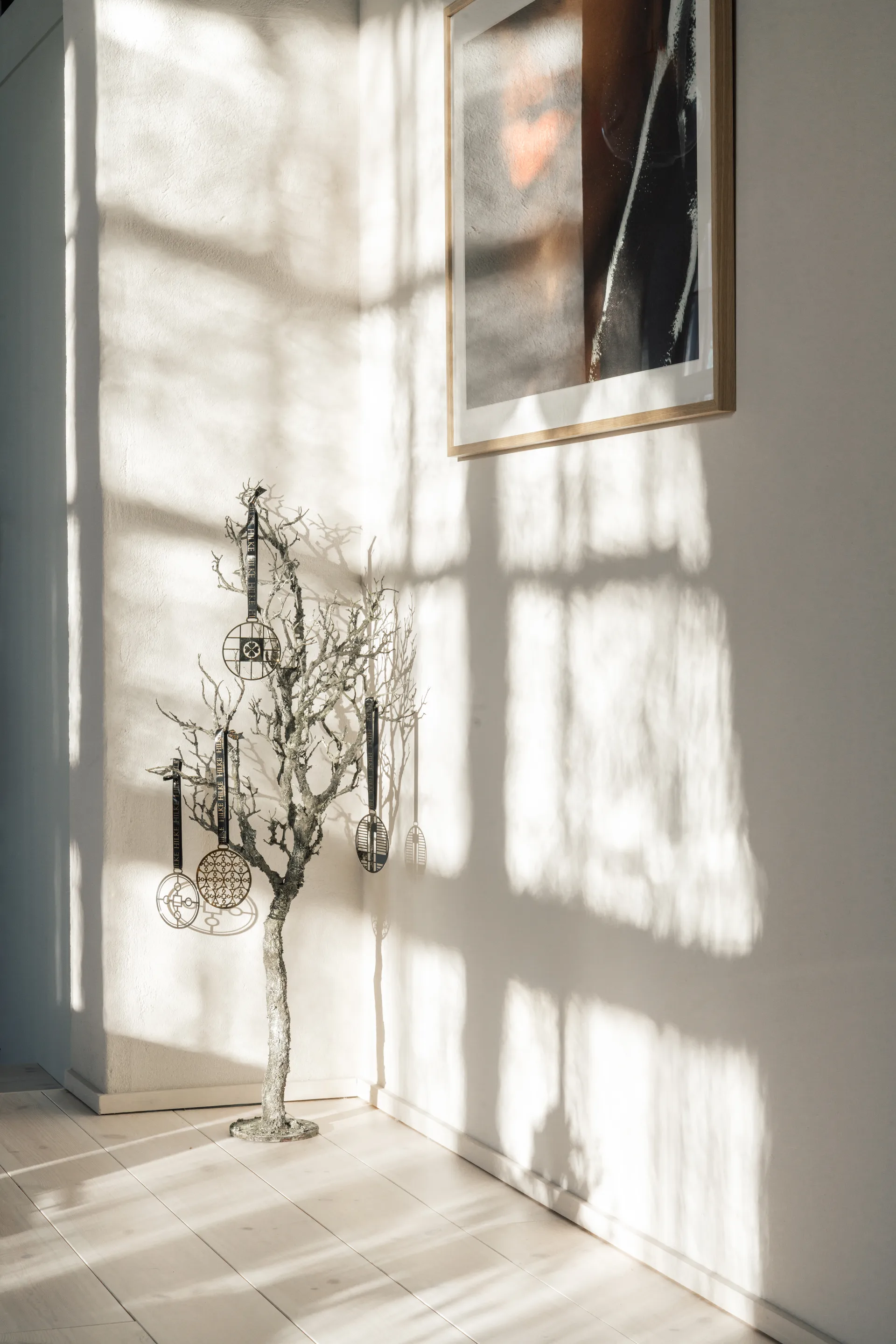 Piano tree ornament, Nickel-plated brass Hilke Collection