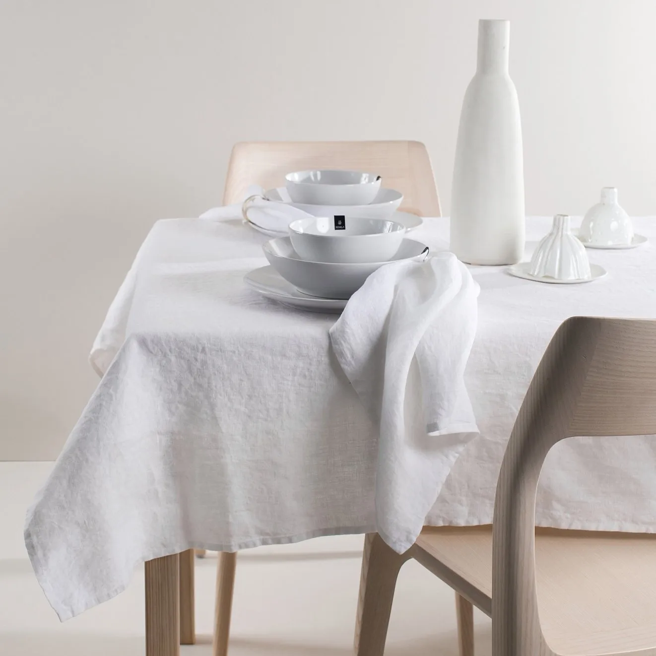 Sunshine tablecloth white, 140x250 cm Himla