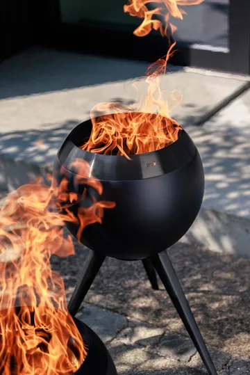 MOON 45 fireplace - All black, high frame - Höfats