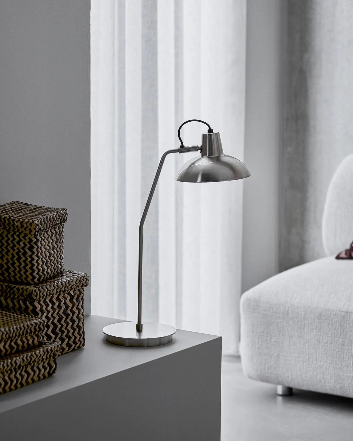 Desk table lamp high, Brushed silver-coloured House Doctor