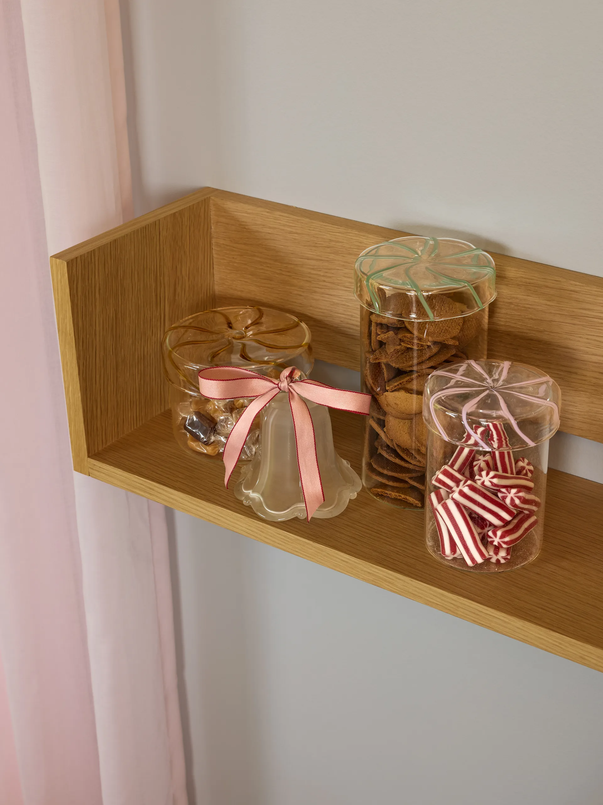 Heir storage jar glass medium, Pink Hübsch Interior