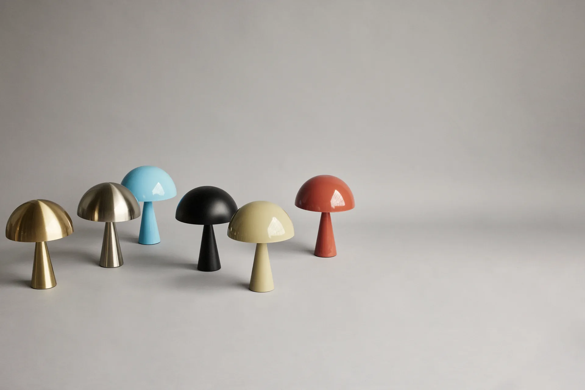 Mush table lamp, Sand, mini 34 cm Hübsch