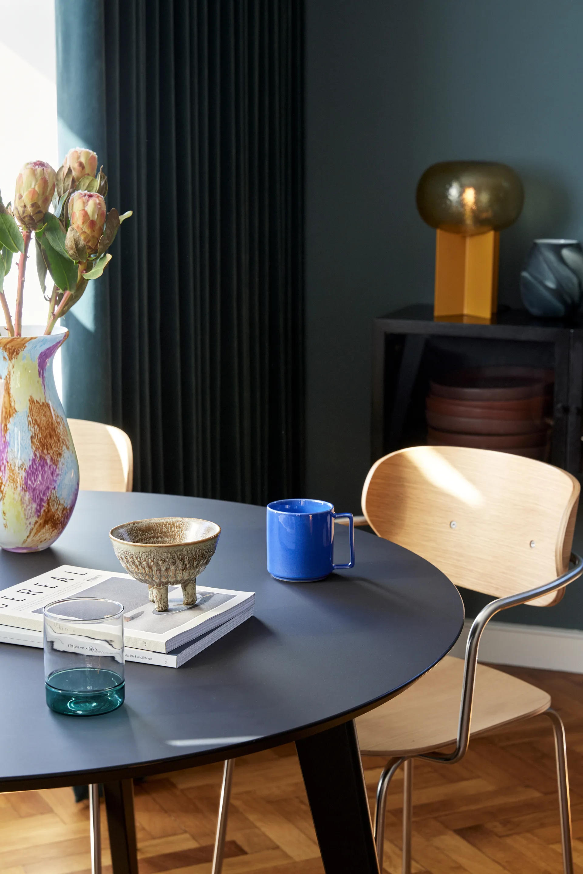 Podium table lamp, Amber Hübsch Interior