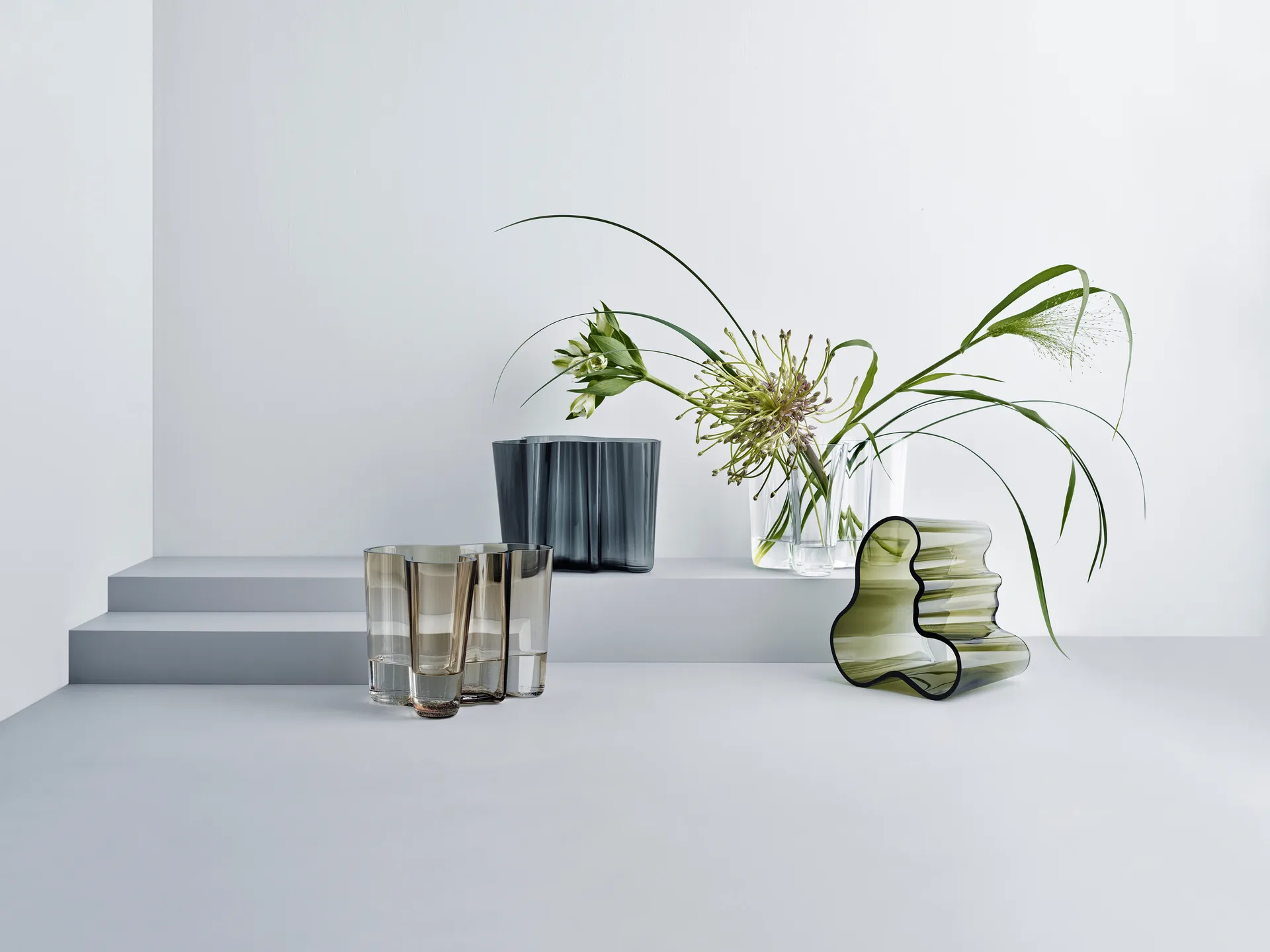 Alvar Aalto vase moss green, 160 mm Iittala