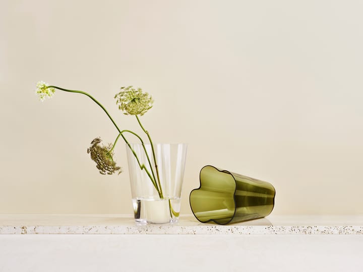 Alvar Aalto vase moss green, 270 mm Iittala