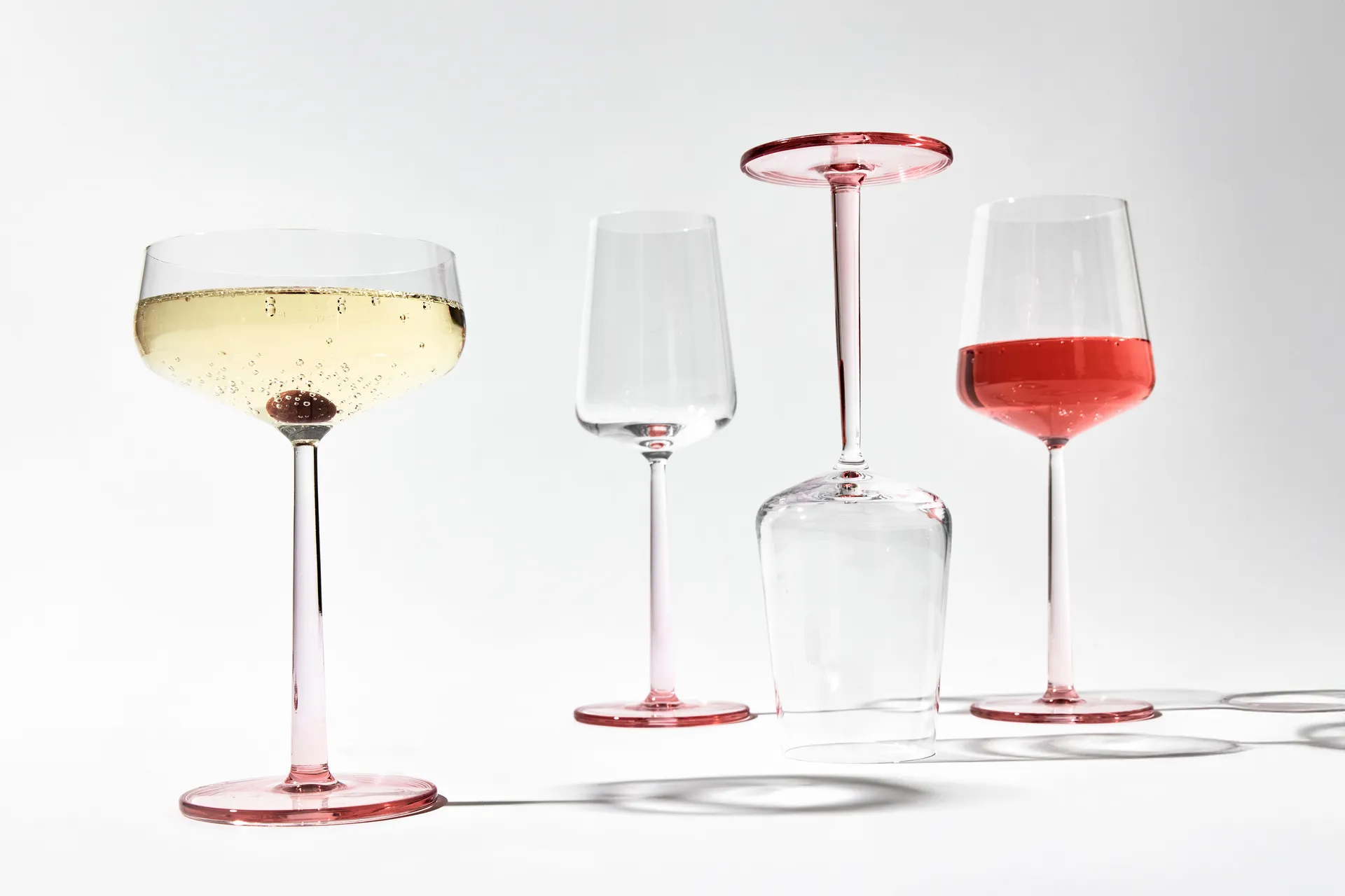 Essence cocktail glass 2-pack, Rose, 31 cl Iittala