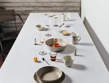 Solare plate Ø27 cm - Sand - Iittala