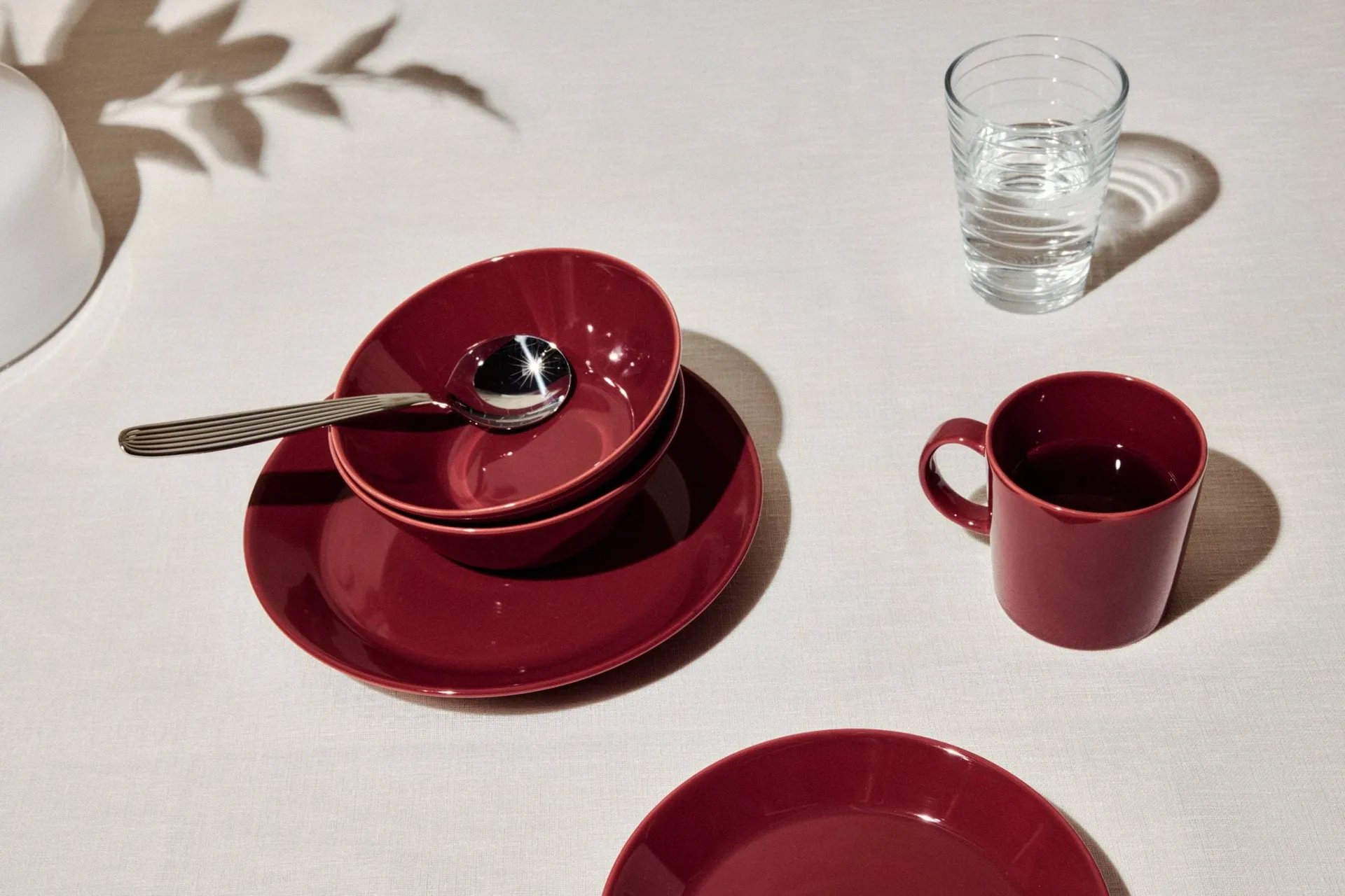 Teema deep plate, Cherry Iittala