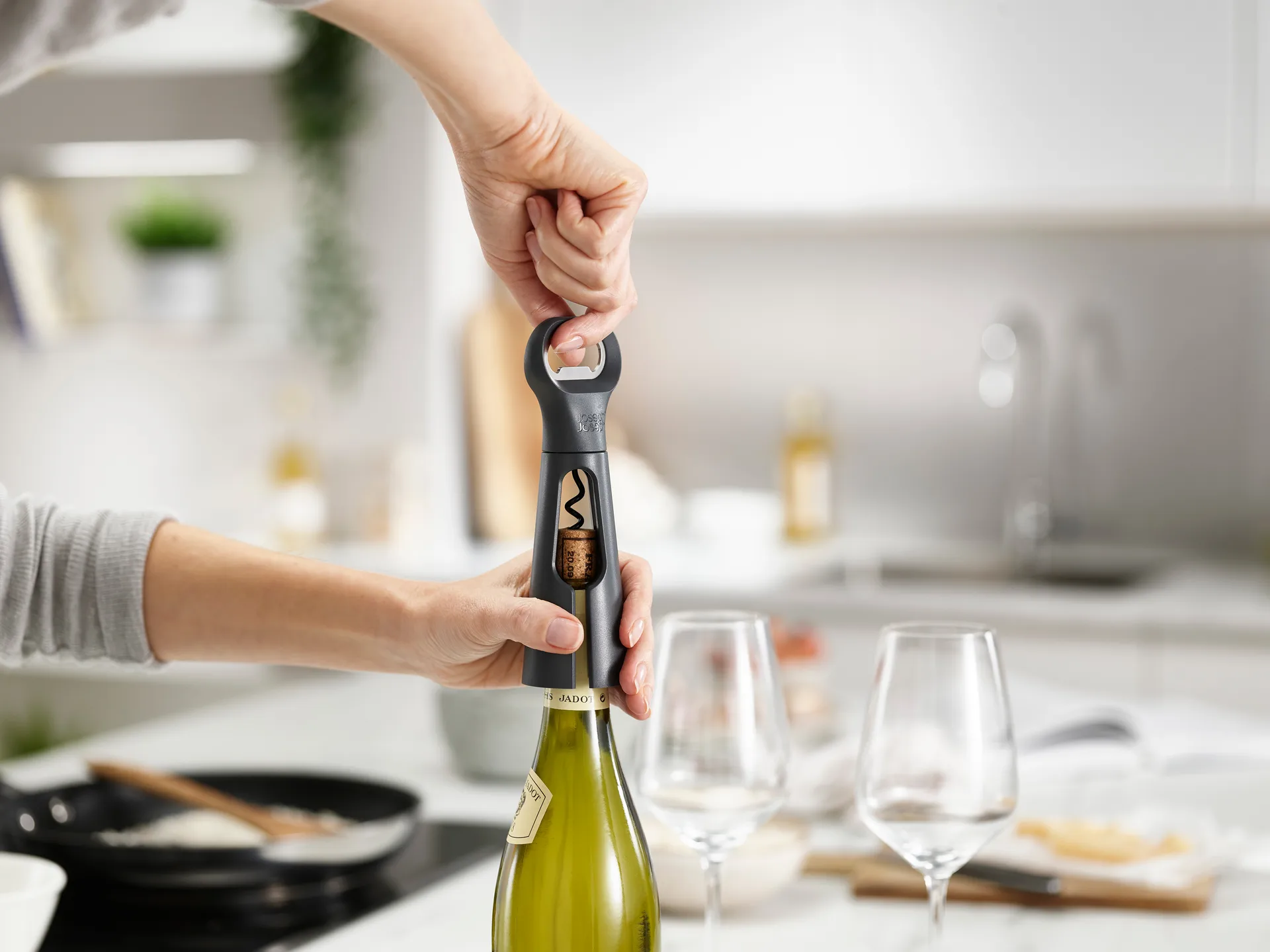 Barstar 3-in-1 corkscrew 18.5 cm, Grey Joseph Joseph