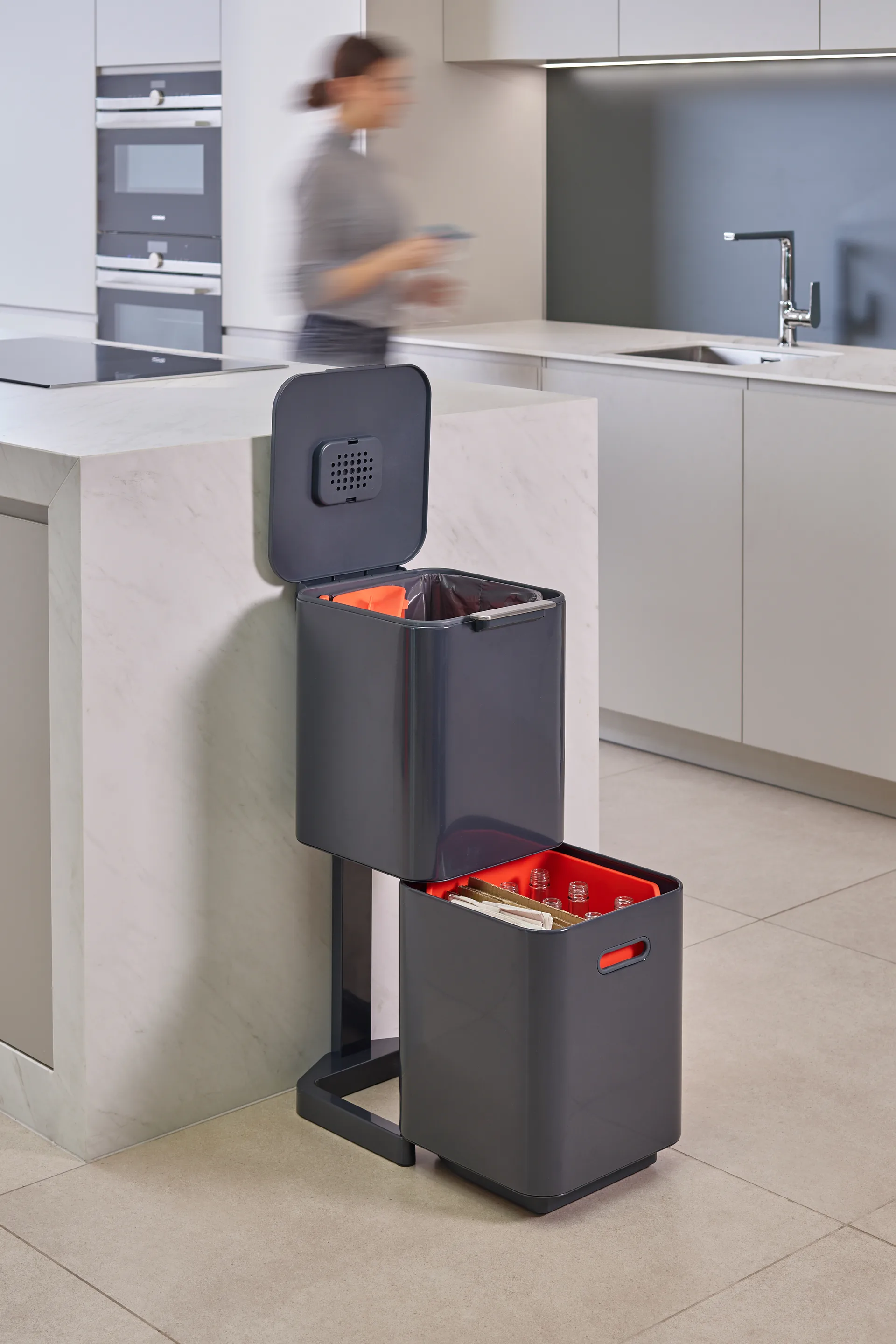 Joseph Joseph Totem Compact trash bin 40 L, Graphite Joseph Joseph