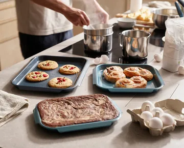 Nest bake baking dish 30 cm - Small - Joseph Joseph