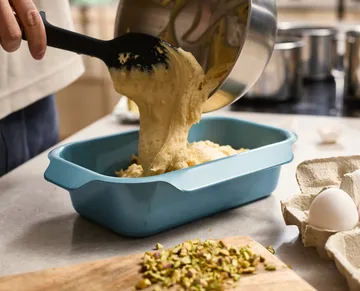 Nest bake bread tin 30 cm - Blue - Joseph Joseph