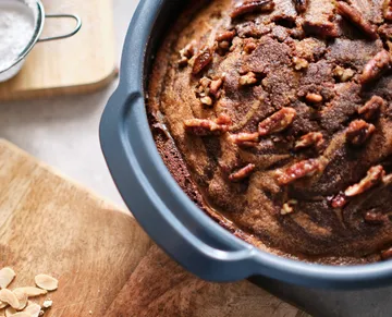 Nest Bake round baking pan 23 cm - Blue - Joseph Joseph