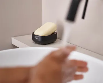 Slim compact soap dish 8.4 cm - Black - Joseph Joseph