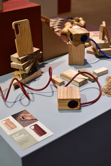 Kord x Bark woodencase case for Cuboid+ power strip - Bark - Kord