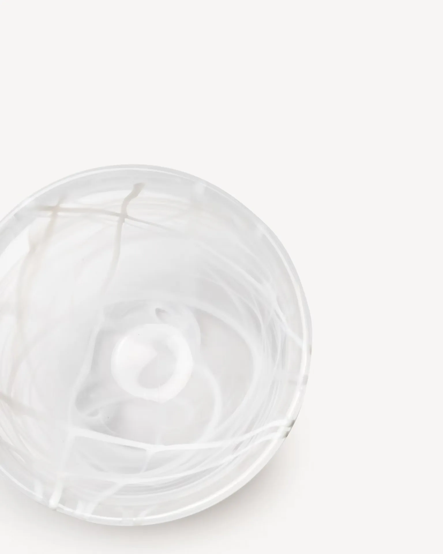 Contrast bowl 160 mm, White-white Kosta Boda