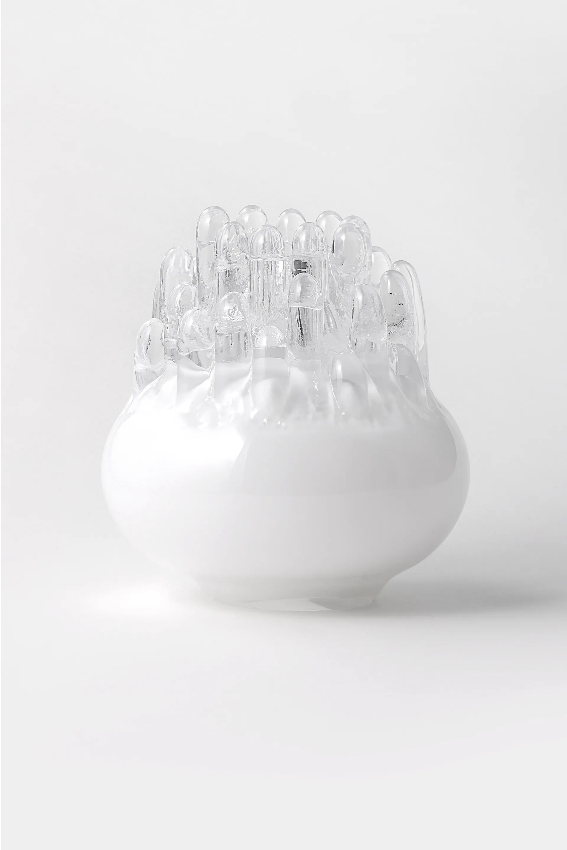 Polar candle holder 330 mm, White Kosta Boda