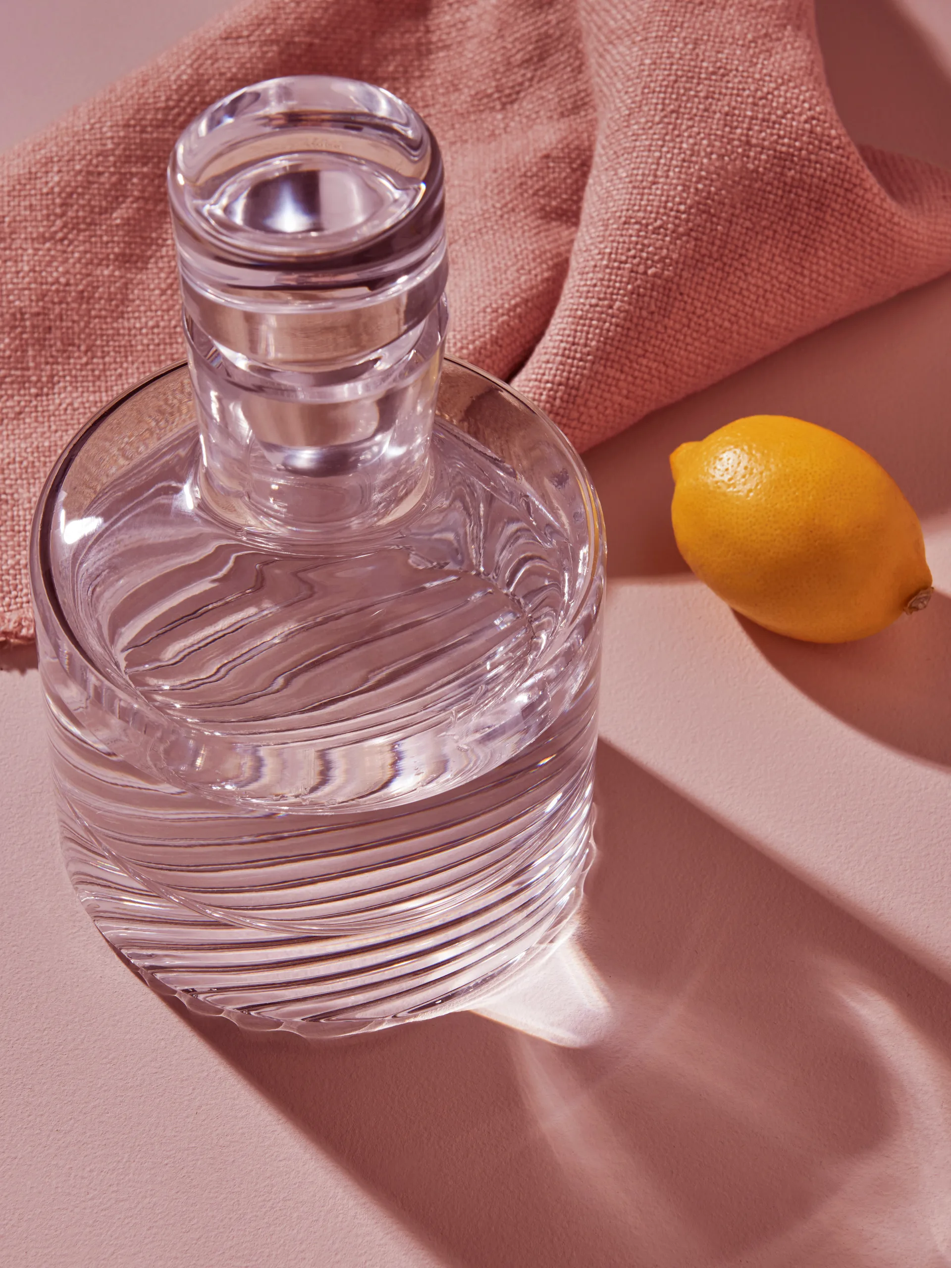 Wave decanter 90 cl, Clear Kosta Boda