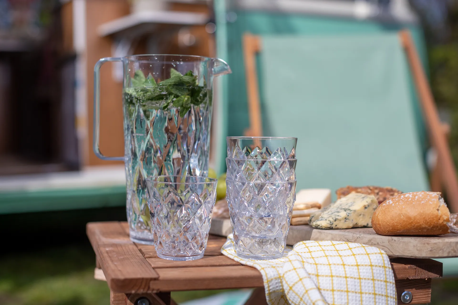 Crystal carafe incl 4 glasses, Crystal clear Koziol