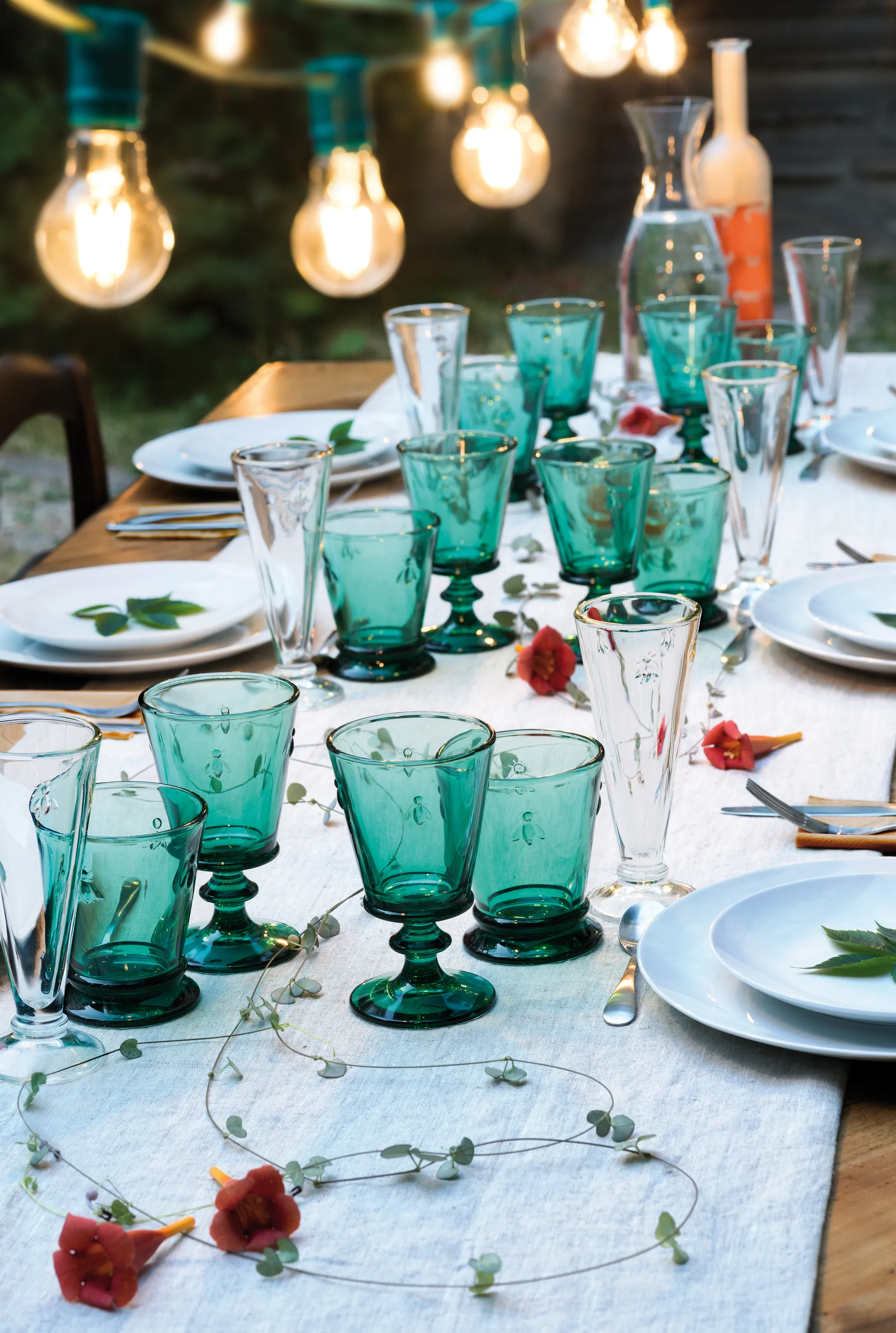 Abeille wine glass 24 cl 6-pack, Emerald green La Rochère