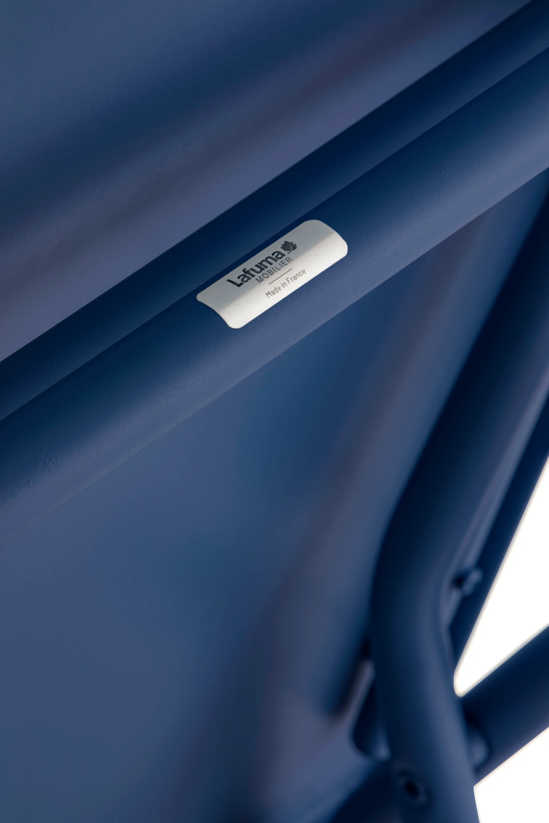 Balcony II table, Indigo (blue) Lafuma