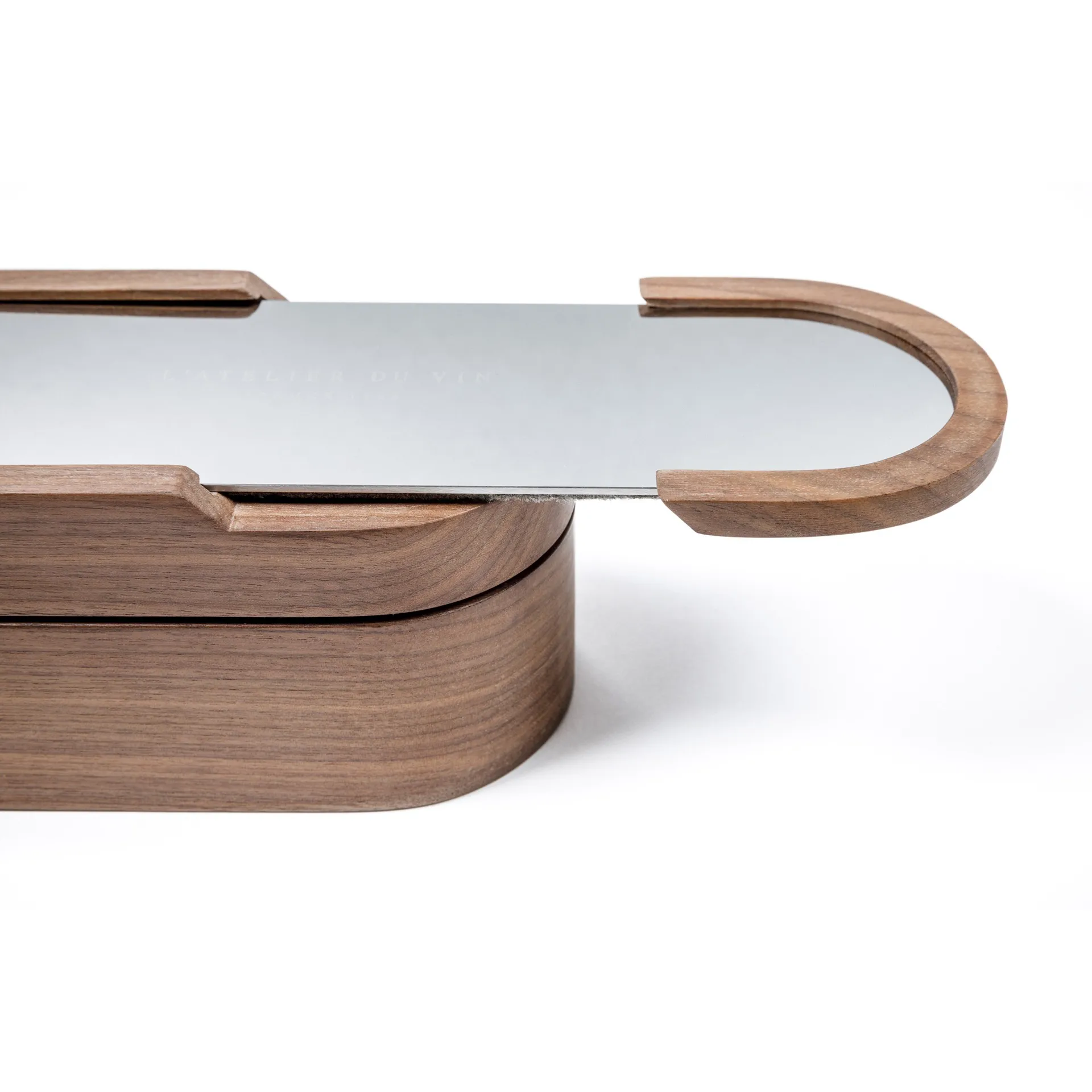 L'Atelier Sparkling champagne set, Walnut L'Atelier du Vin