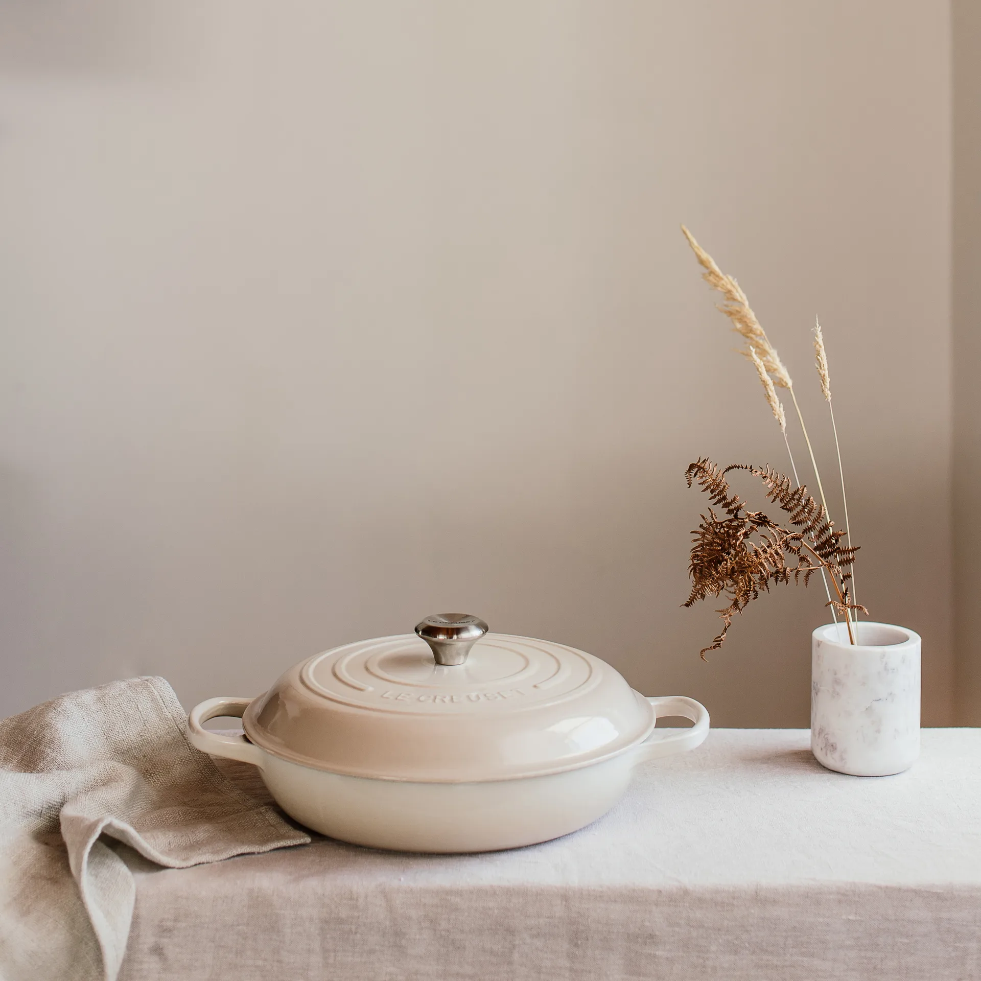 Le Creuset shallow casserole 3.5 l, Meringue Le Creuset