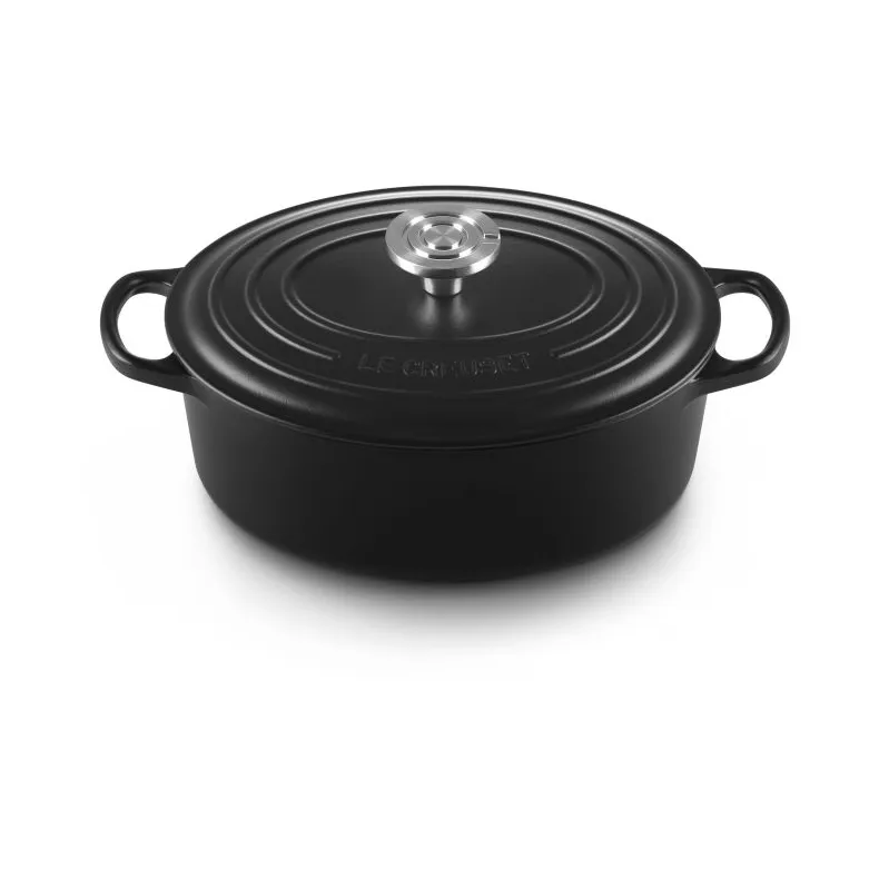 Le Creuset Signature cast iron oval casserole, Matte Black, 4.1 l Le Creuset