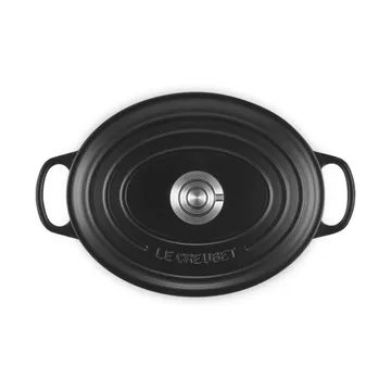 Le Creuset Signature cast iron oval casserole - Matte Black, 4.1 l - Le Creuset