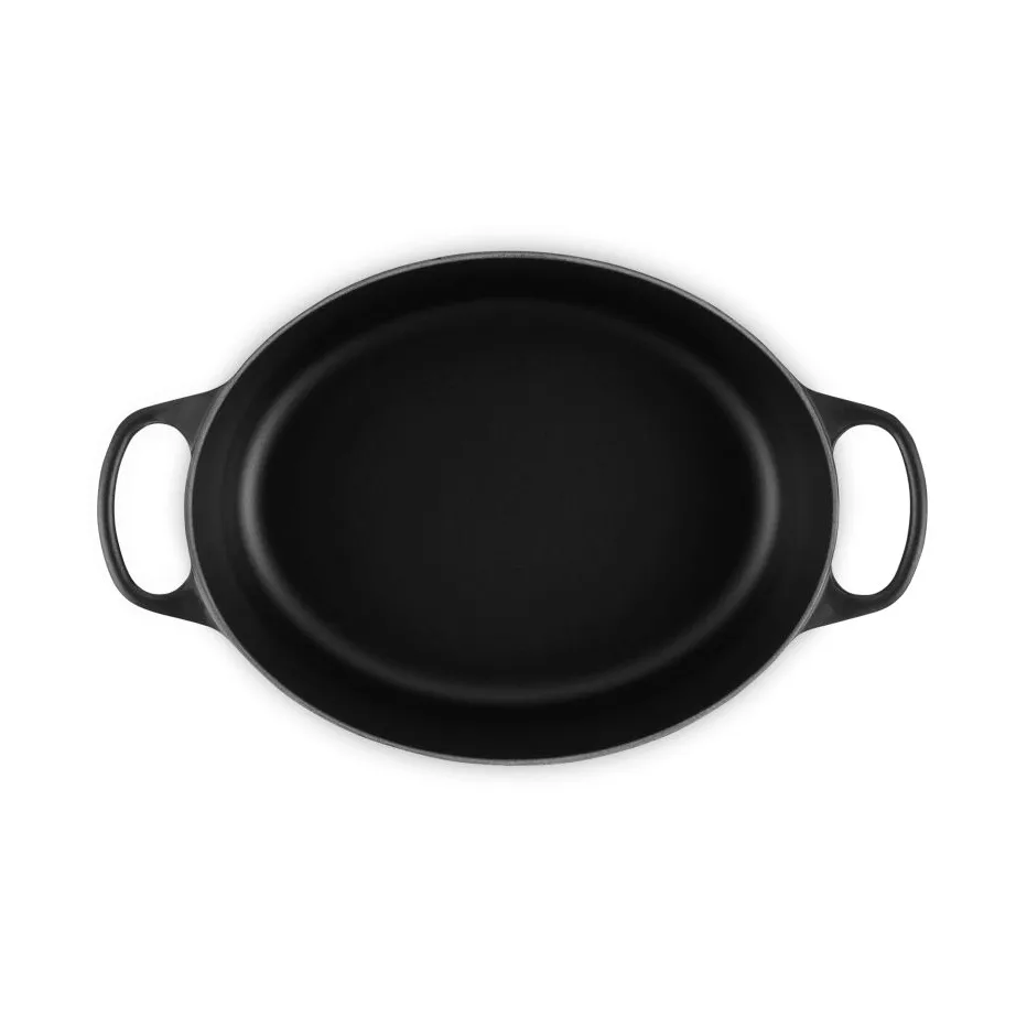 Le Creuset Signature cast iron oval casserole, Matte Black, 6.3 l Le Creuset