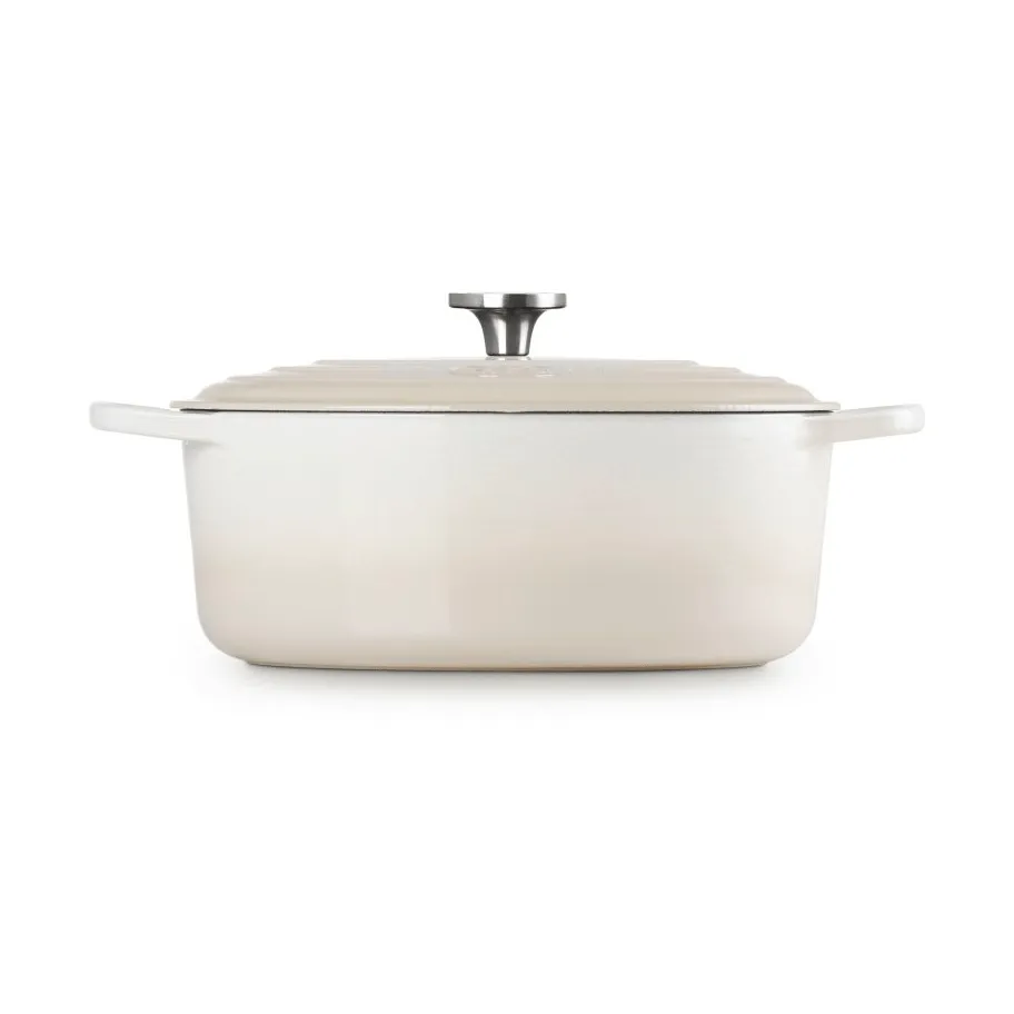 Le Creuset Signature cast iron oval casserole, Meringue, 6.3 l Le Creuset