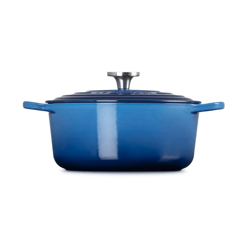 Le Creuset Signature cast iron round casserole, Azure, 5.3 l Le Creuset