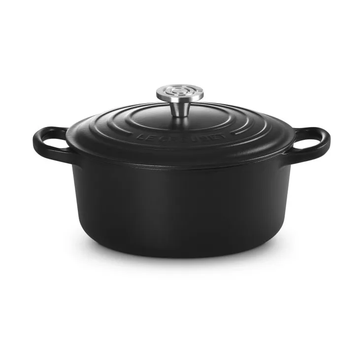 Le Creuset Signature cast iron round casserole, Black, 3.3 l Le Creuset