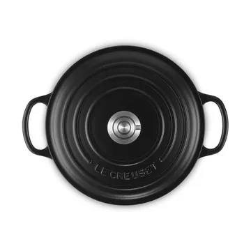 Le Creuset Signature cast iron round casserole - Black, 3.3 l - Le Creuset