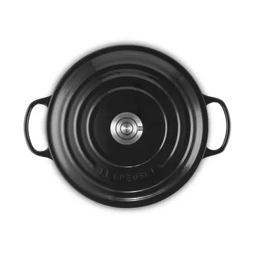 Le Creuset Signature cast iron round casserole - Black, 6.7 l - Le Creuset
