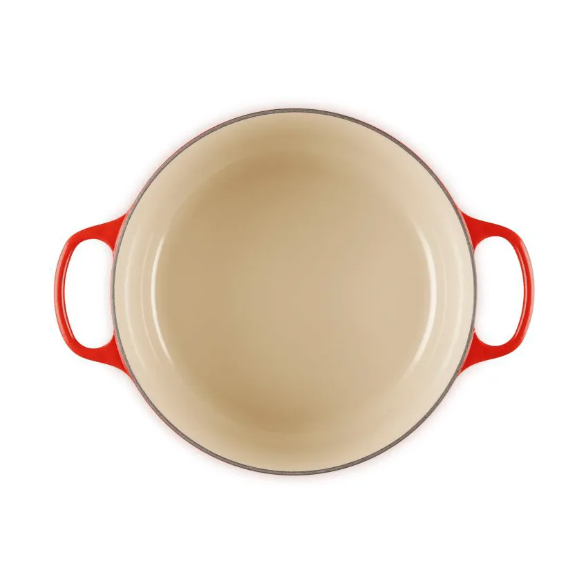 Le Creuset Signature cast iron round casserole, Cerise, 6.7 l Le Creuset