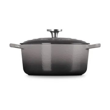 Le Creuset Signature cast iron round casserole - Flint, 4.2 l - Le Creuset
