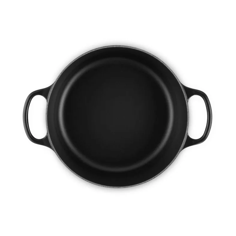 Le Creuset Signature cast iron round casserole, Matte Black, 4.2 l Le Creuset