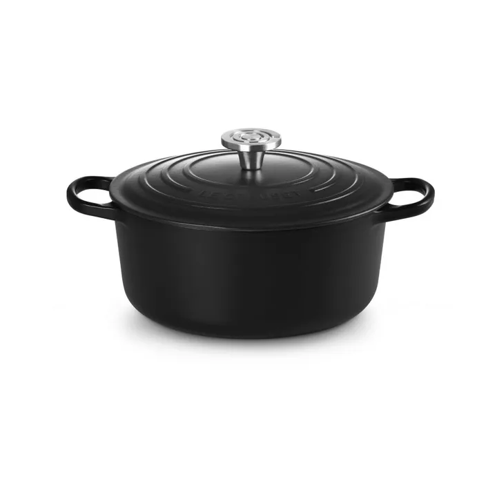 Le Creuset Signature cast iron round casserole - Matte Black, 5.3 l - Le Creuset