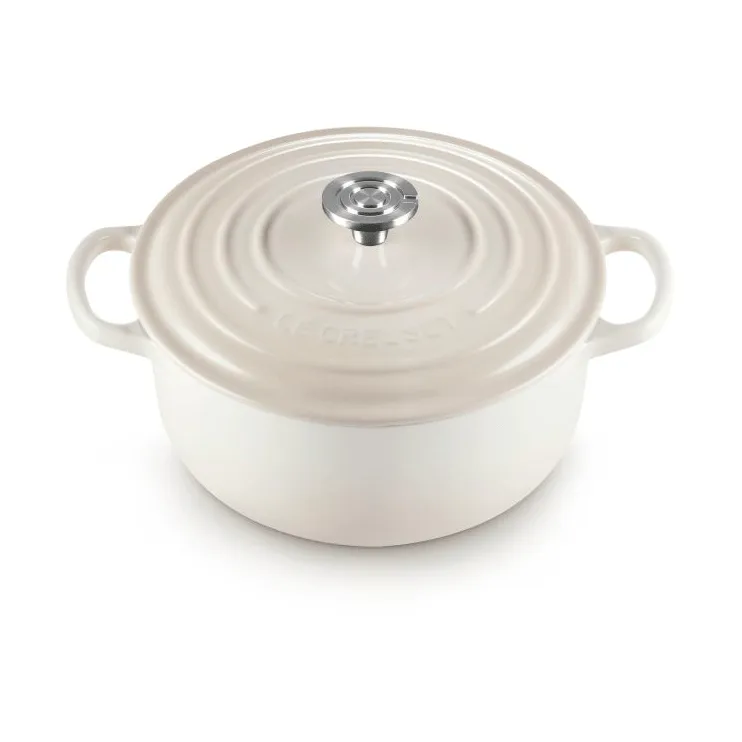 Le Creuset Signature cast iron round casserole, Meringue, 3.3 l Le Creuset