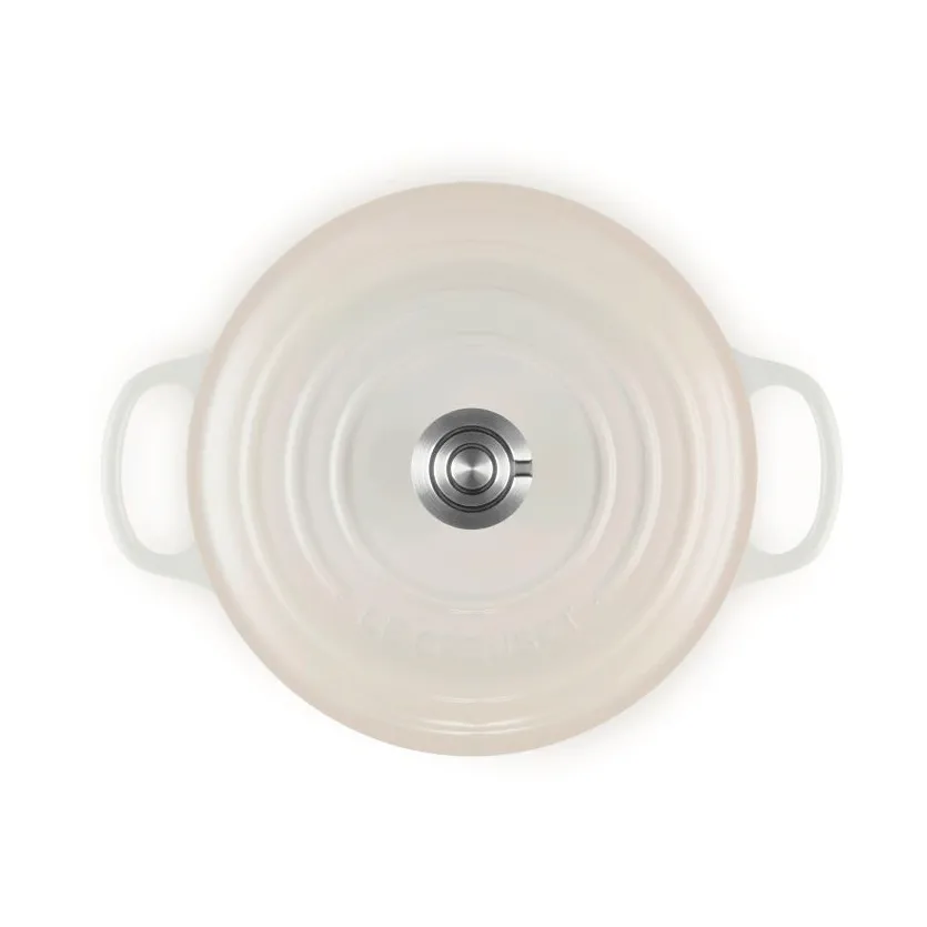 Le Creuset Signature cast iron round casserole, Meringue, 5.3 l Le Creuset