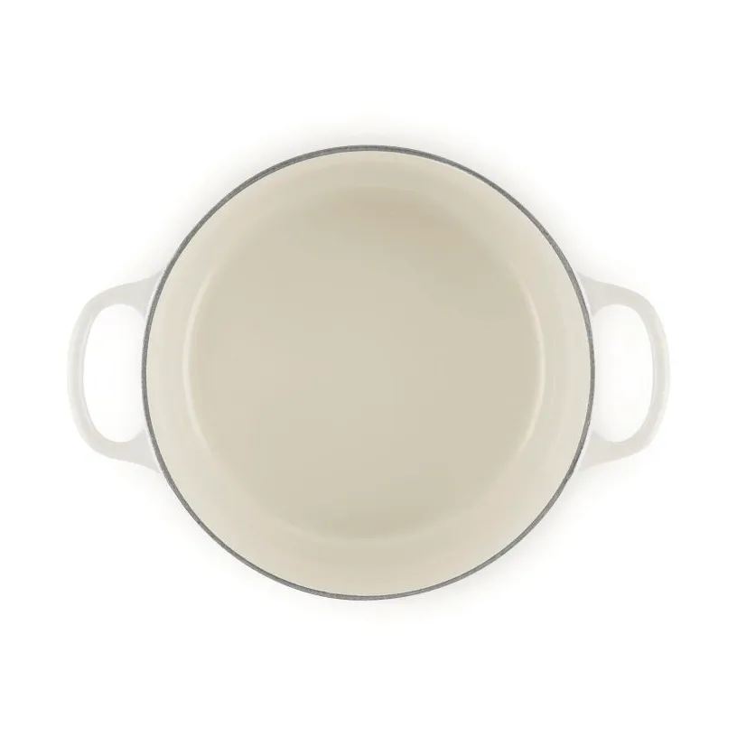 Le Creuset Signature cast iron round casserole, Meringue, 5.3 l Le Creuset