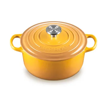 Le Creuset Signature cast iron round casserole - Nectar, 4.2 l - Le Creuset