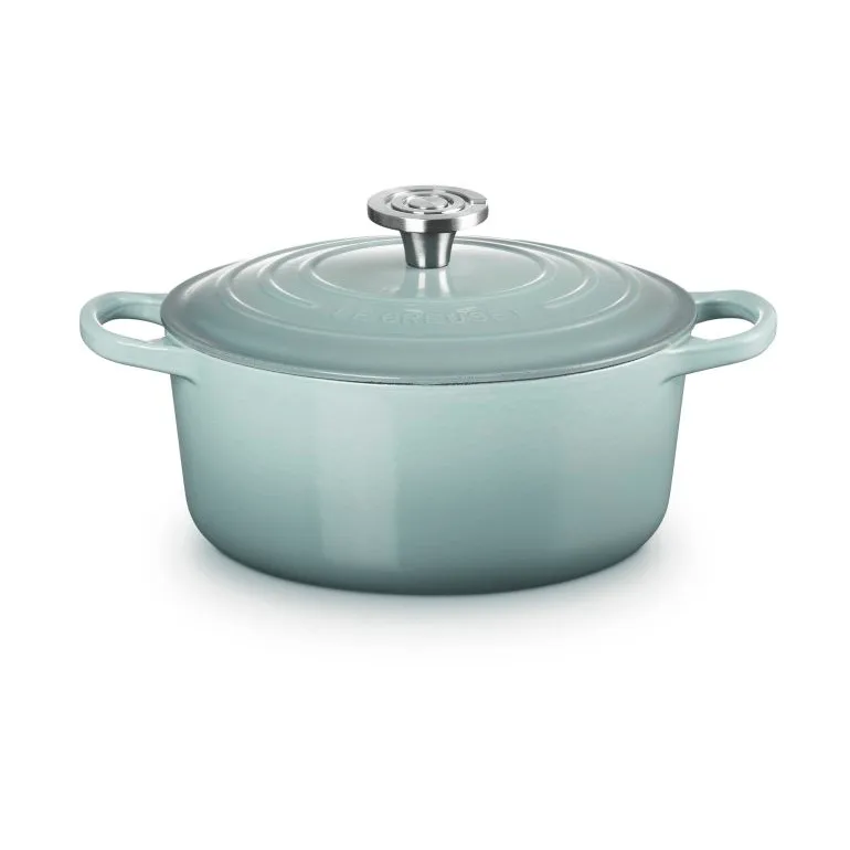 Le Creuset Signature cast iron round casserole, Sea Salt, 4.2 l Le Creuset