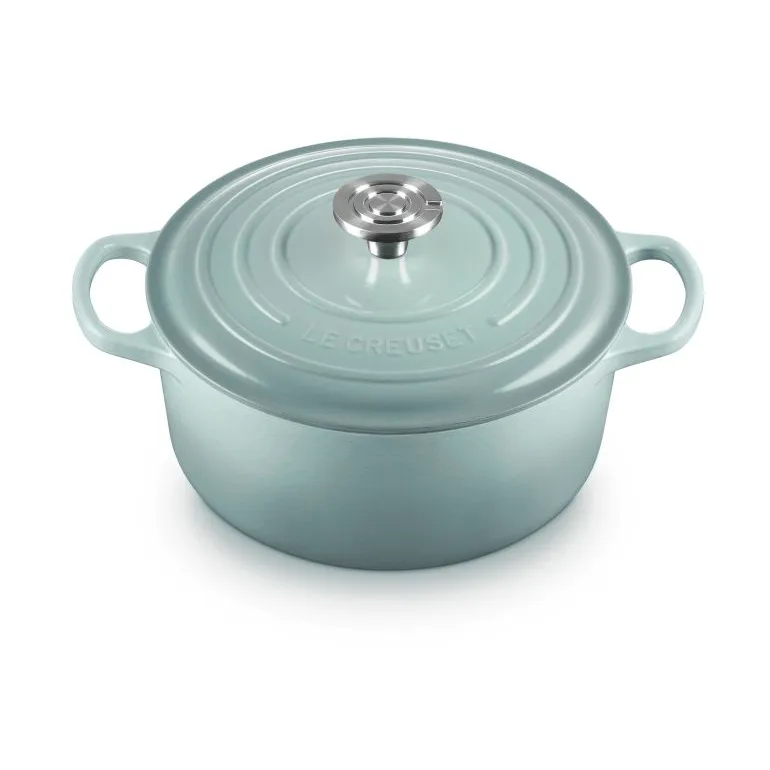 Le Creuset Signature cast iron round casserole, Sea Salt, 4.2 l Le Creuset