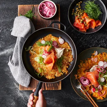 Le Creuset Signature frying pan wooden handle 28 cm - Bleu Riviera - Le Creuset